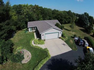 18800 Rosecrans Rd, Denmark, WI 54208