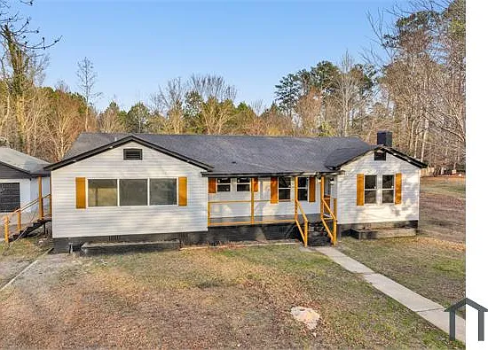 1006 Taylor Rd — Photo 4