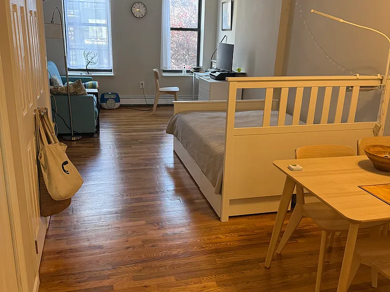 108 Sussex St #6 — Photo 3