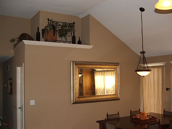 5th image of 1307 NW Basswood Ct