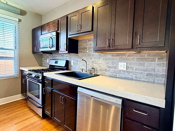 4th image of 6407 Bartlett St Floor 2