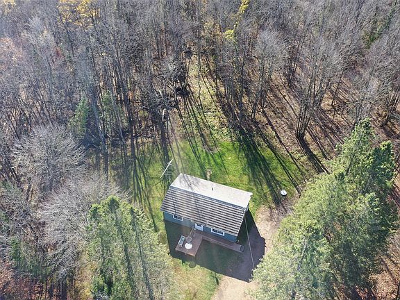 4th image of 3621 W Town Line Road