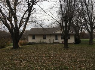 911 Harr Grove Rd, Peculiar, MO 64078