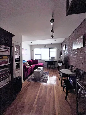 Rented by City Connections Realty | media 18