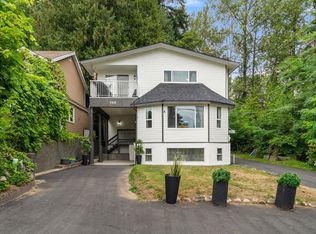 660 E 22nd St, North Vancouver, BC V7L 3C9