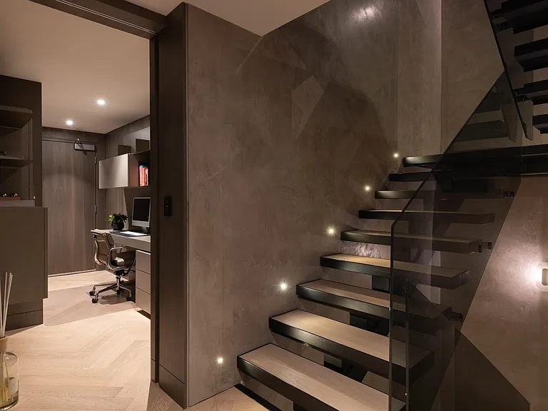 Howe St — Photo 18