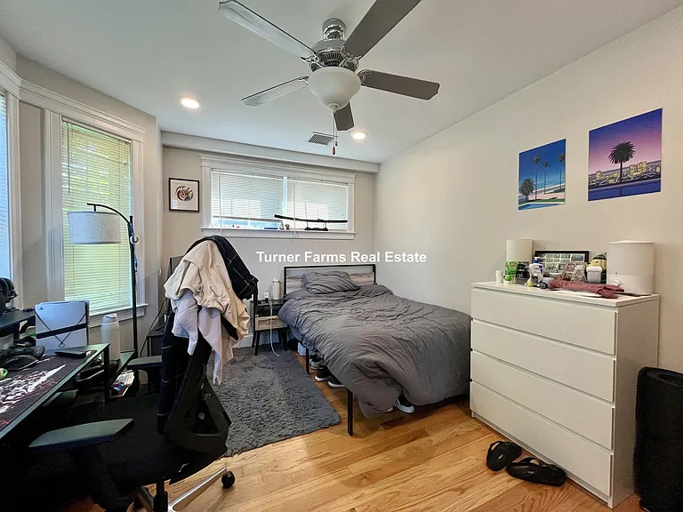 14 Fern St #A — Photo 31