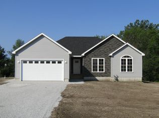 2 Begnoche Dr, Swanton, VT 05488