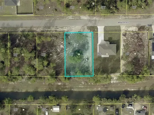 746 Brazos St E, Lehigh Acres, FL 33974