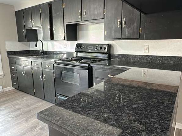 122 Main St #5