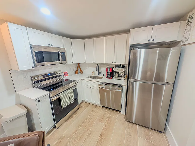 4214 14th St NW #2 — Photo 21