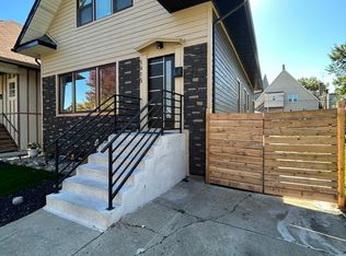 5915 W Iowa St, Chicago, IL 60651