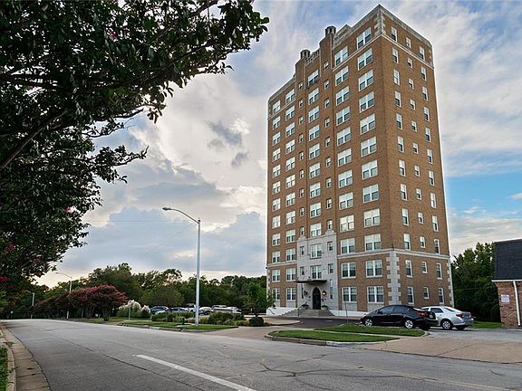2nd image of 2306 Park Place Ave APT 9A