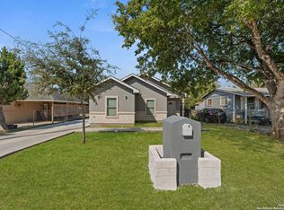 813 Sams Dr, San Antonio, TX 78221