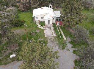 585 State Highway 212, Aladdin, WY 82710