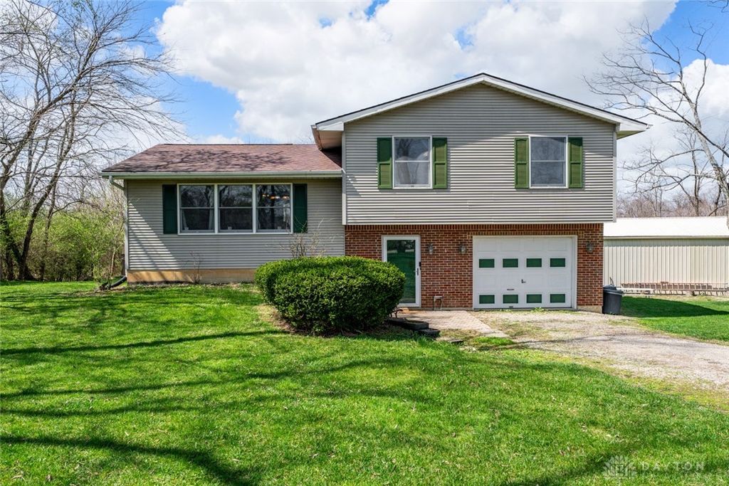 Real estate listing image