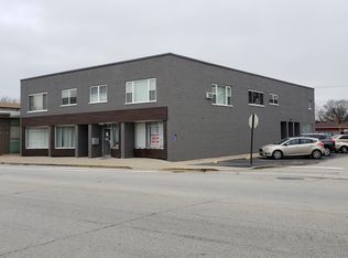 1794 E Oakton St #203, Des Plaines, IL 60018