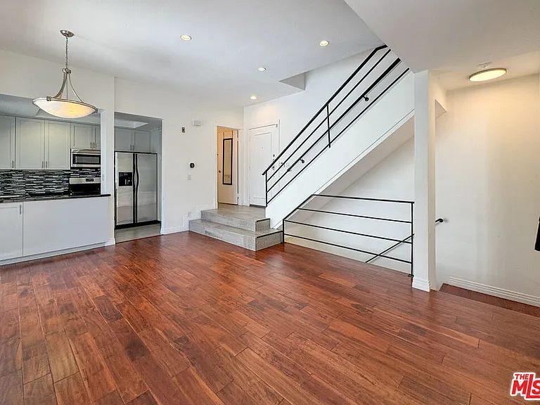 1733 Malcolm Ave #7 — Photo 15