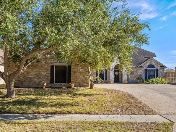 6152 Saint Denis St, Corpus Christi, TX 78414