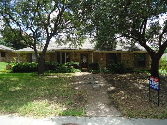 1st image of 2712 Belmeade Dr