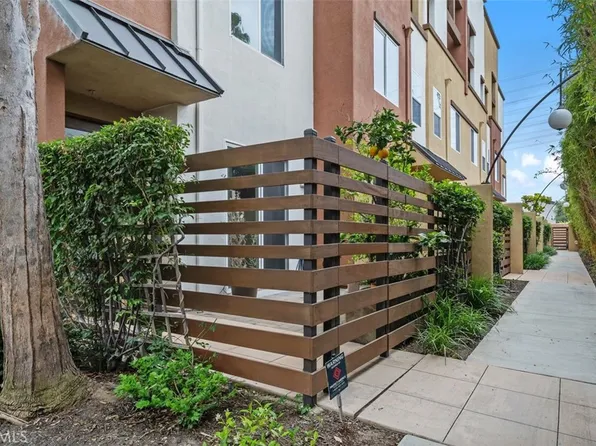 1608 W Artesia Sq, Gardena, CA 90248