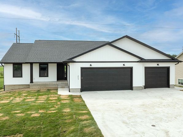 1411 Cedar River Dr