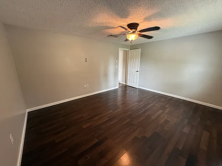323 Sweetgum Ct — Photo 22