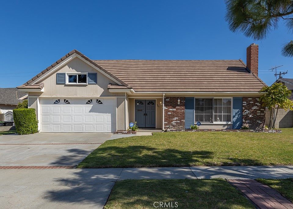 1st image of 947 Cunningham Dr