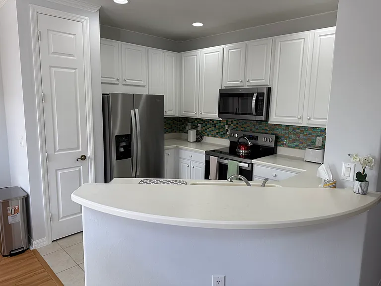 1379 Artesia Dr E #601 — Photo 9