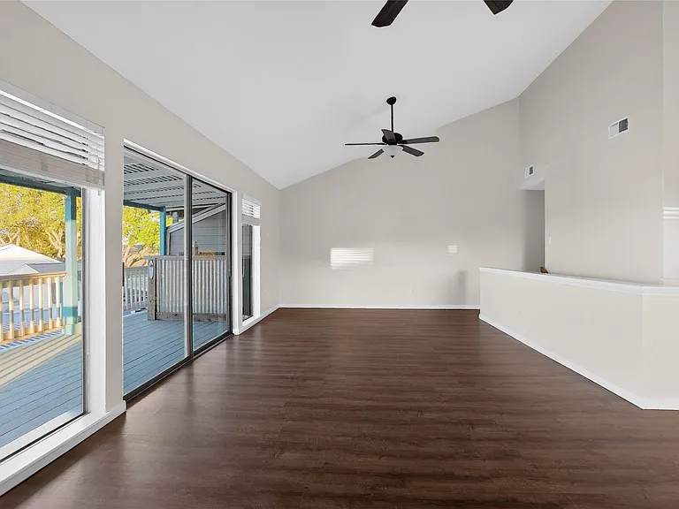 88 Lakeview Vlg — Photo 22