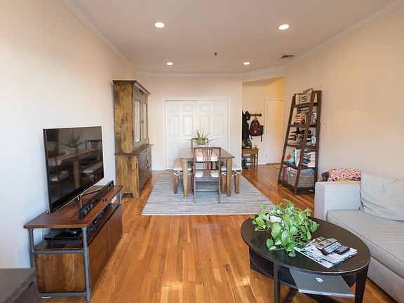4th image of 212 Madison St APT 3D