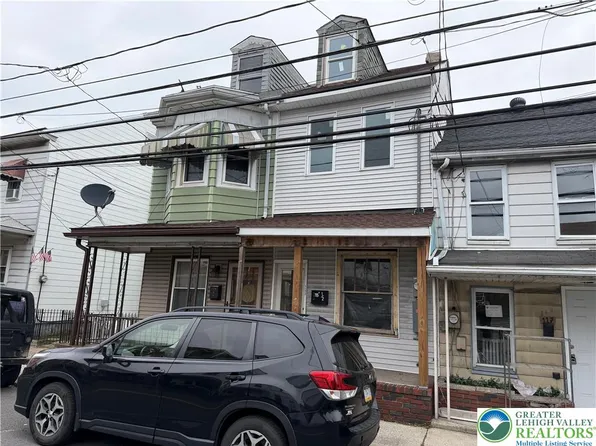 115 1/2 N 3rd St, Minersville, PA 17954