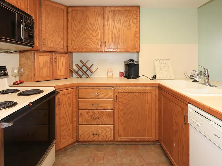 Kitchen 2
