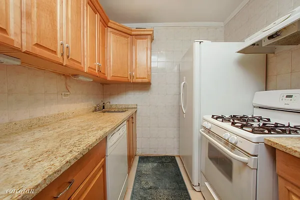 Sold by Corcoran | media 15