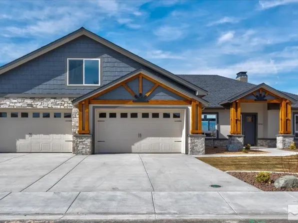 1032 Rocky Terrace Dr, Gardnerville, NV 89460