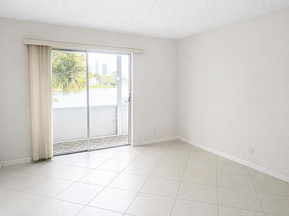 5th image of 222 Somerset L #L
