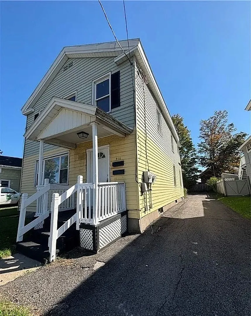 416 Black River Blvd — Photo 2