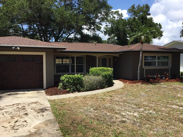 3097 Crescent Dr — Photo 30
