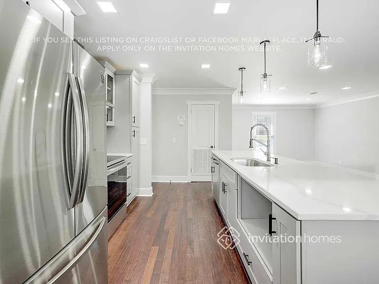 5104 Parishwood Ct — Photo 10