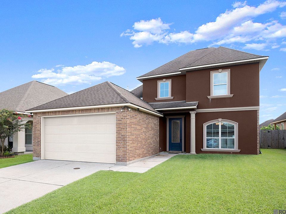 1st image of 14011 Windwood Dr