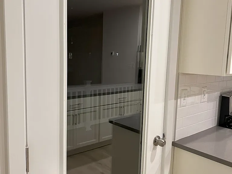 114 Continental Way — Photo 14