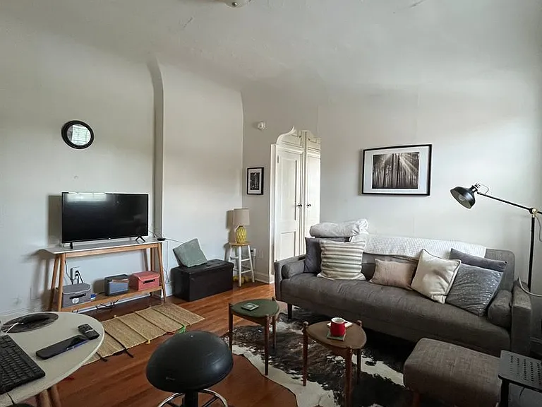 2030 Spruce Street — Photo 6
