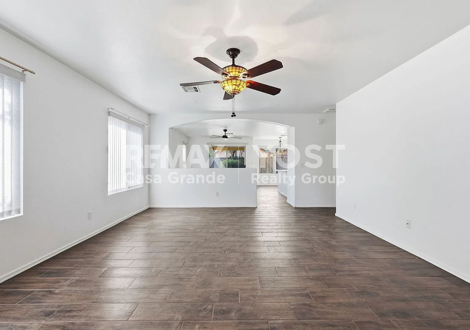 Bright, Spacious & Move-In Ready! — Photo 3