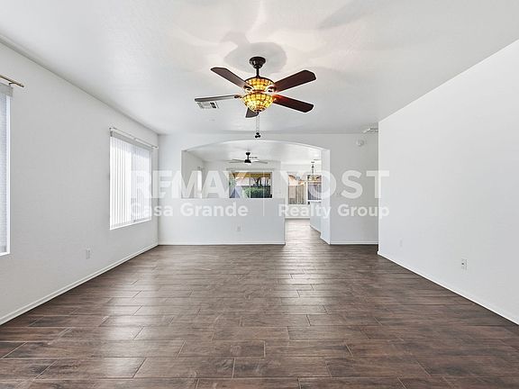 3rd image of 1467 E 12th St