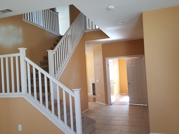5th image of 12315 Ava Loma St