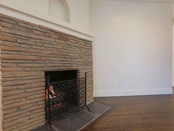 5th image of 2220 Highland Ave
