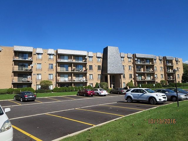 1st image of 931 W Arquilla Dr APT 132