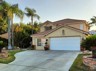 3817 Southpass Dr, Bakersfield, CA 93312