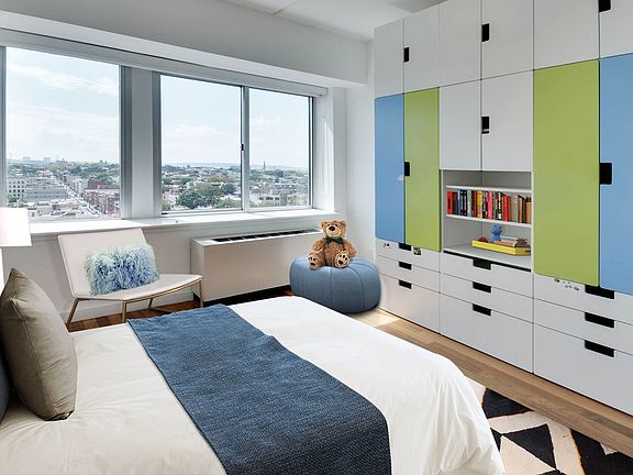 2nd image of 85 Smith St #11B