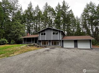11951 Helena Trl SW, Pt Orchard, WA 98367
